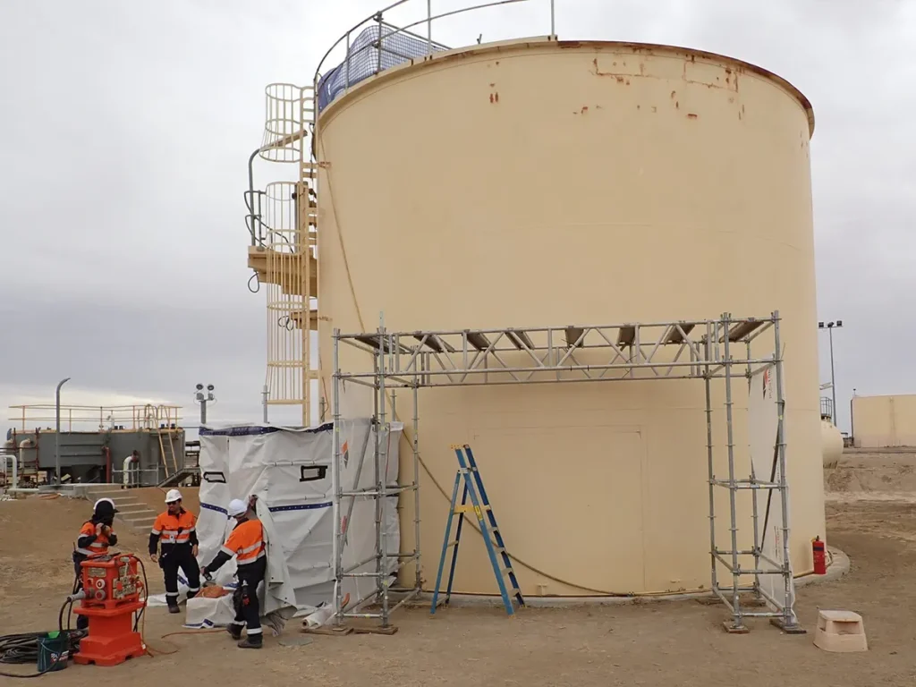 project featured-oily water holding
