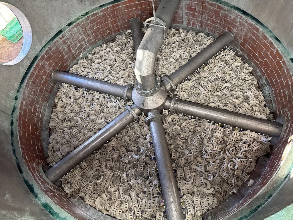 project featured-Sulphuric Acid Tower Distributor Piping Change-Out